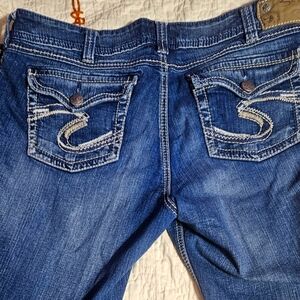 Silver Brand Boot Cut Women's Jeans. Size 18, 32 Length.